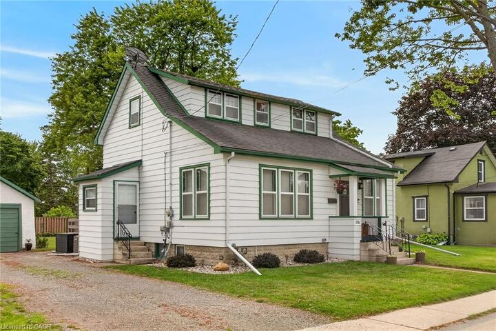 Property Photo:  176 Cross Street E  ON N1A 1B8 