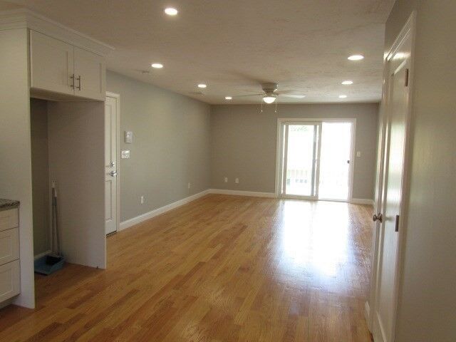 Property Photo:  1093 Main St 3  MA 02190 