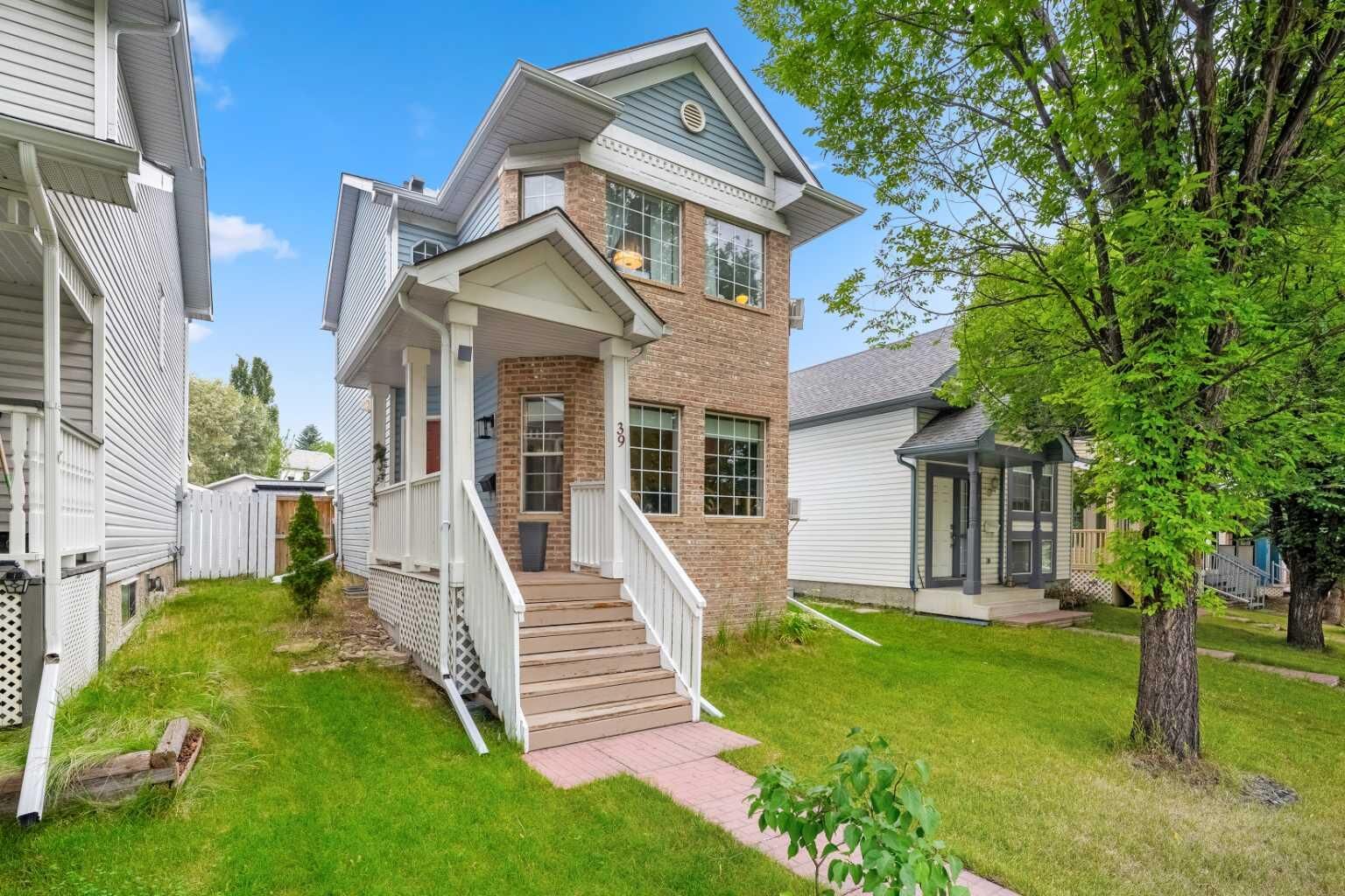 Property Photo: 39 Hidden Valley Link NW AB T3A 5K3