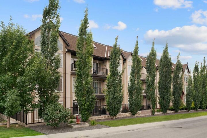 141 Mountain Street 208 — photo 1