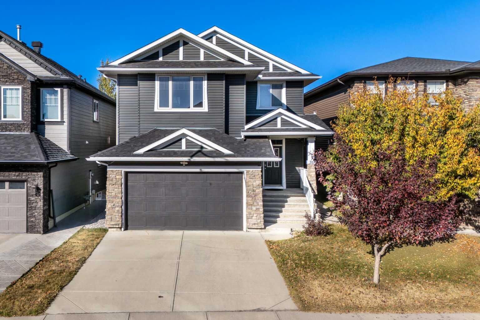 Property Photo: 76 Evanspark Circle NW AB T3P 0B4