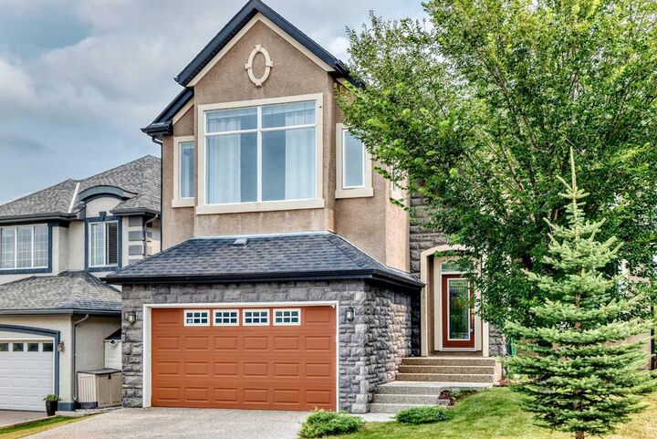 Property Photo: 145 Cranridge Terrace SE AB T3M 0H9