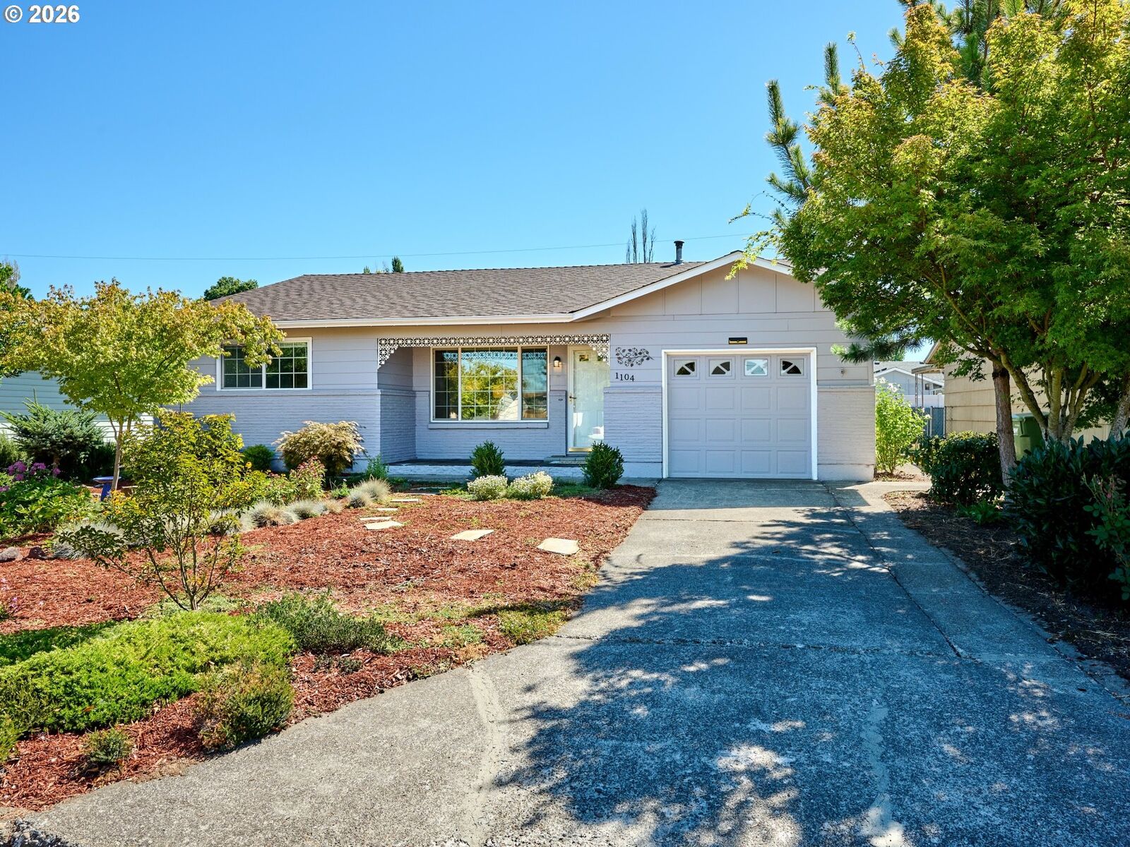 Property Photo:  1104 Stanfield Rd  OR 97071 