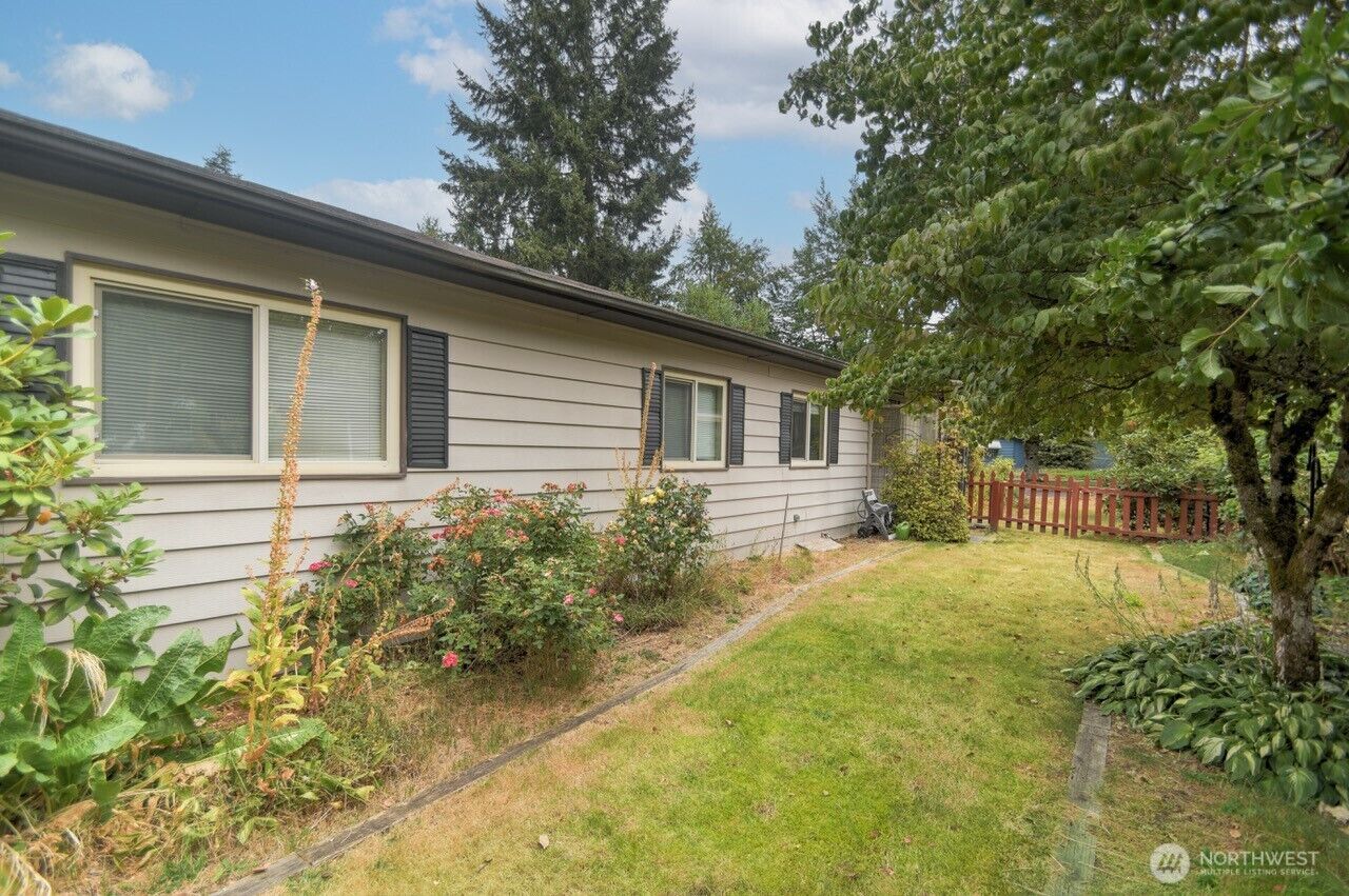 Property Photo:  5530  Asotin Lane SE  WA 98503 