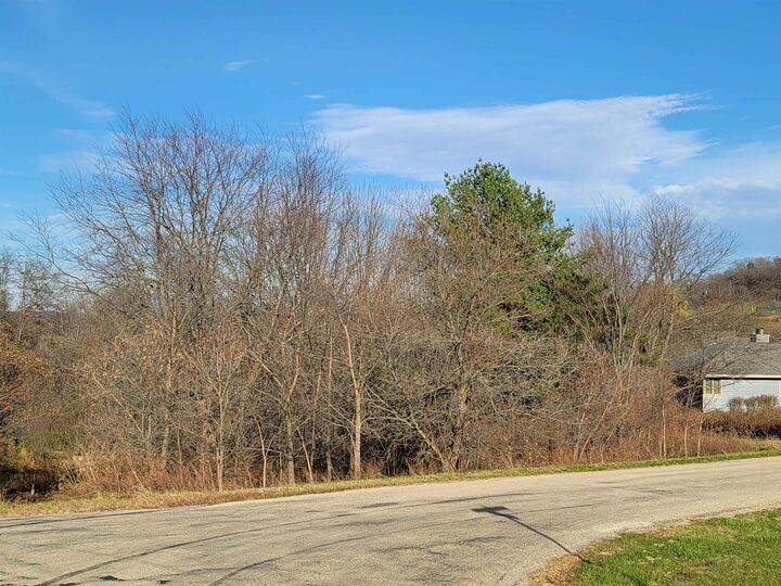 Property Photo: 2 Vermilion Lane IL 61036