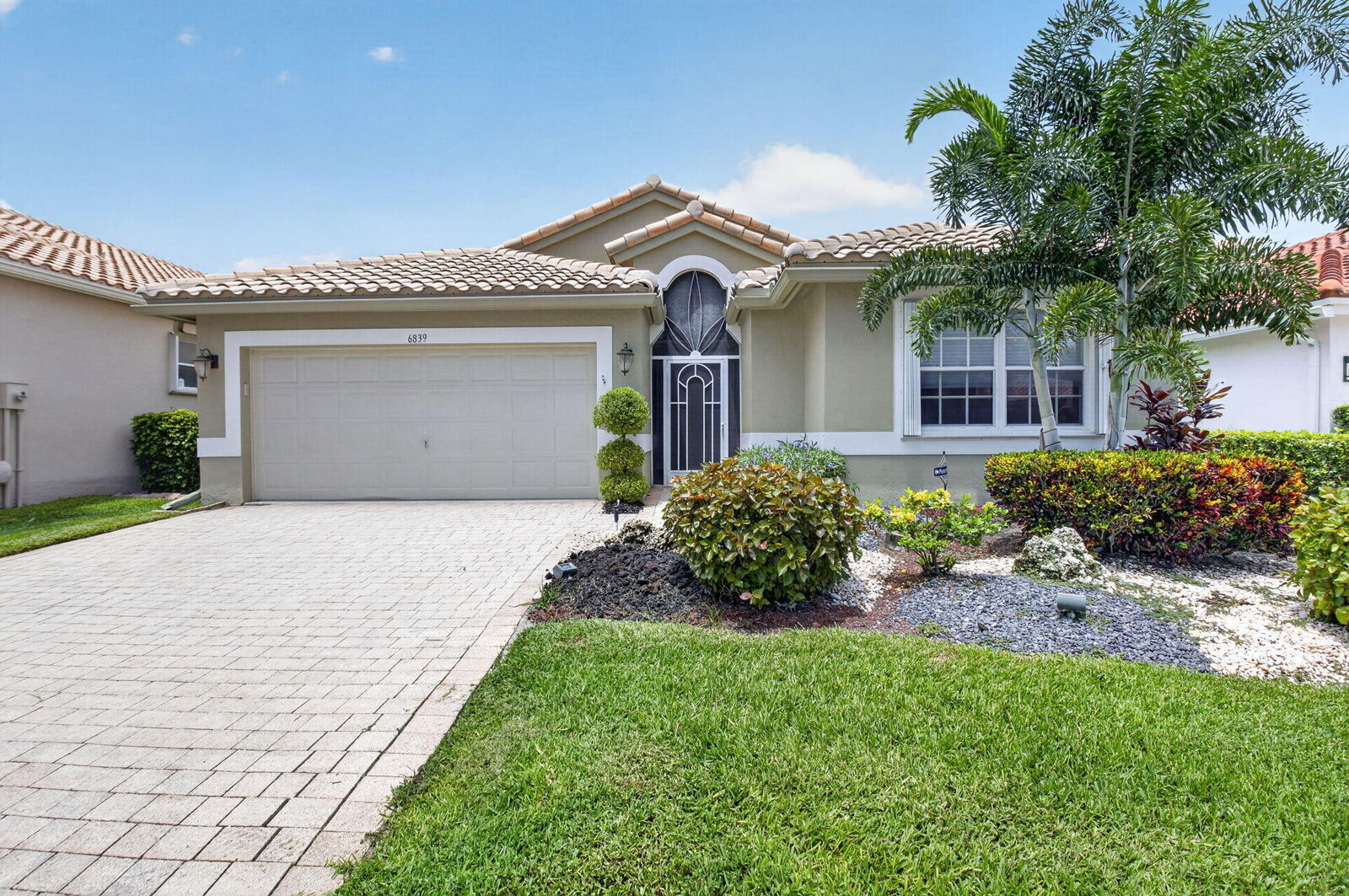Property Photo: 6839 Lismore Avenue FL 33437