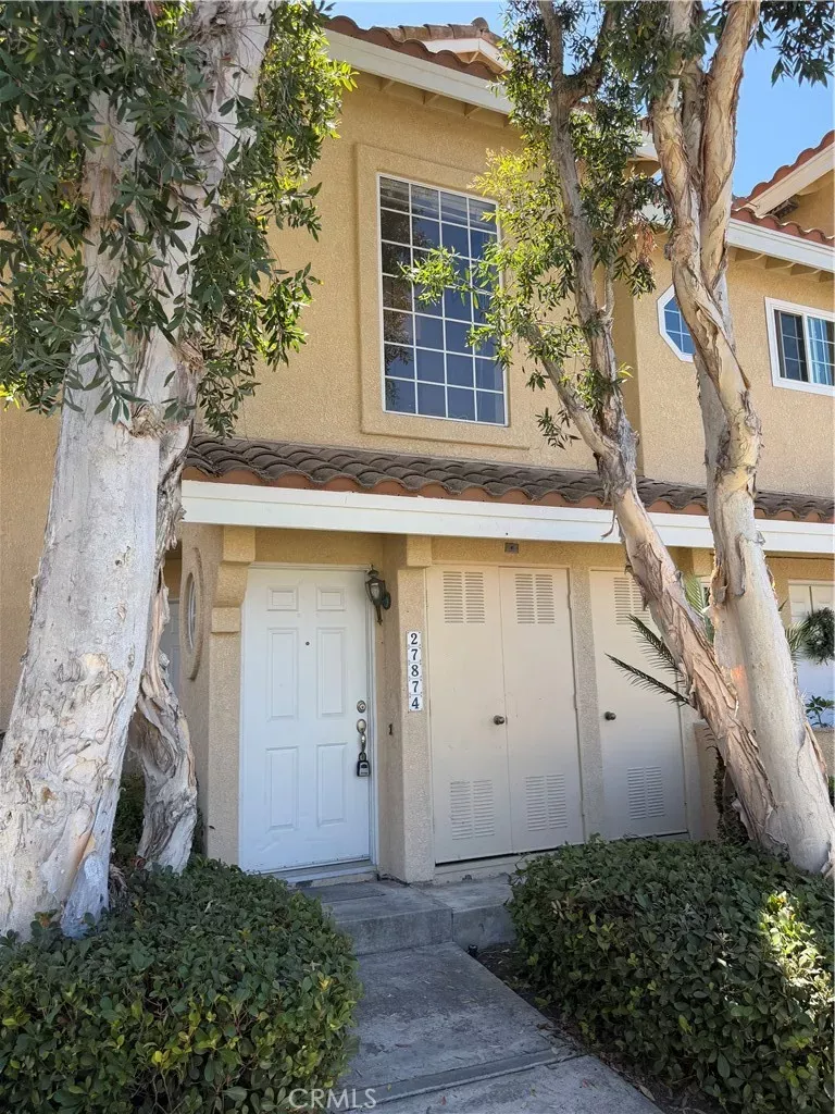 Property Photo:  27874 Via Del Agua  CA 92677 