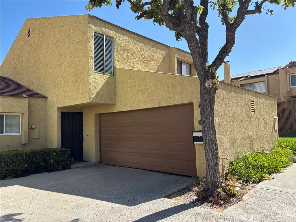 Property Photo:  19651 Castellana  CA 92886 
