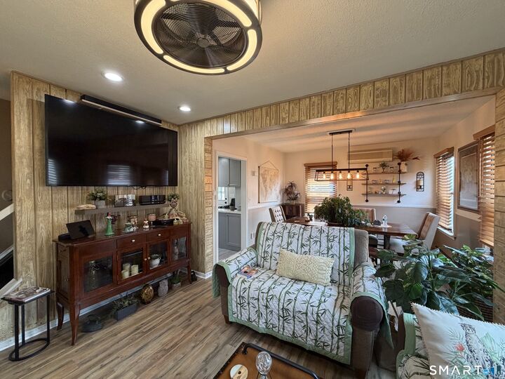 Property Photo: 23 Girard Avenue CT 06512