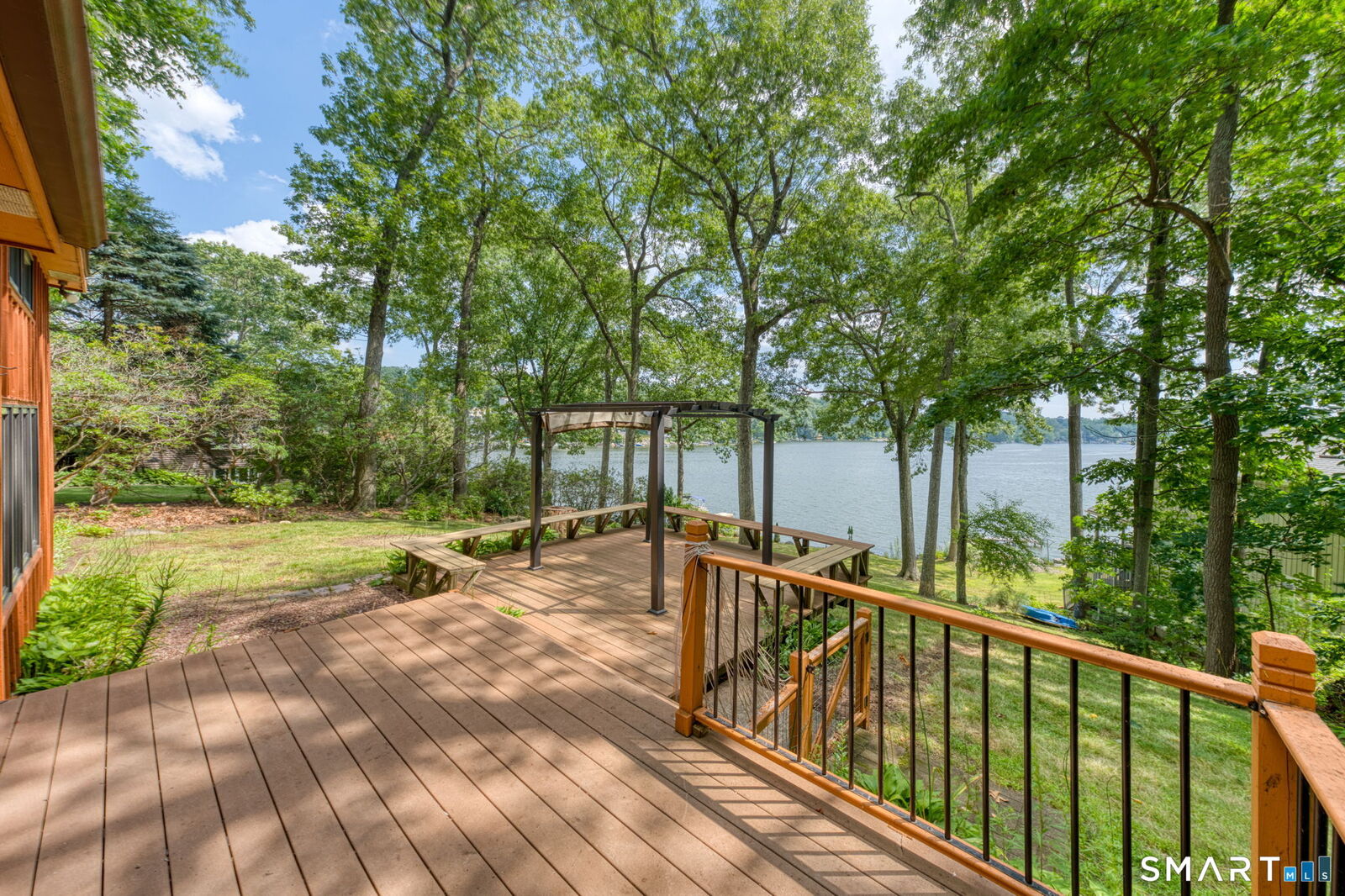 Property Photo:  63 Bay Road  CT 06424 