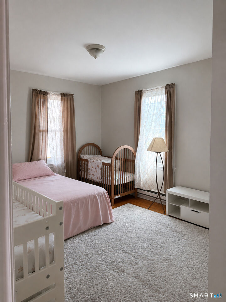 Property Photo:  404 Congress Avenue 2  CT 06708 