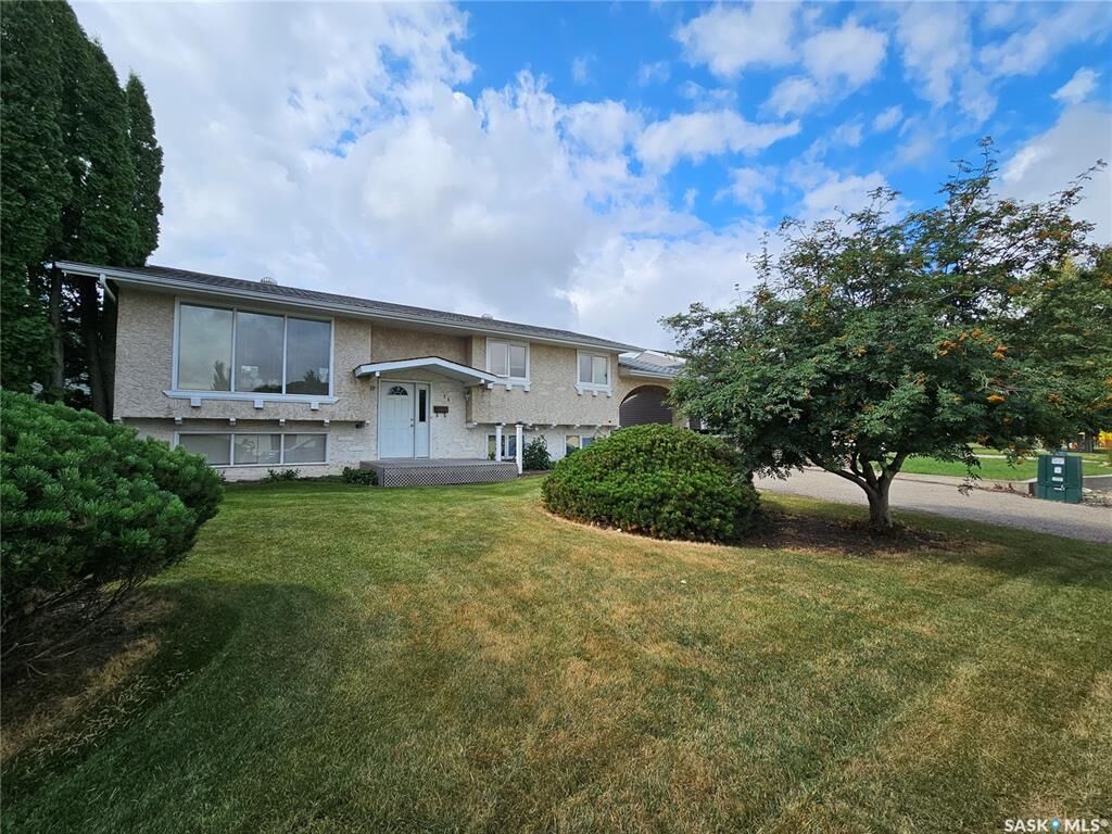 Property Photo:  119 Centennial Crescent  SK S0K 4L0 