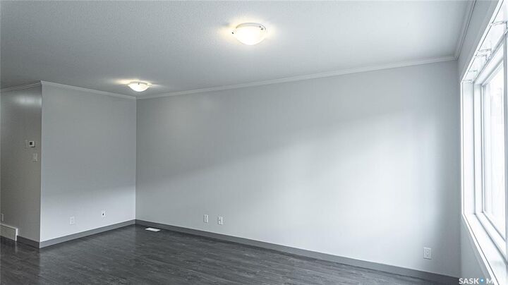 Property Photo:  522 Cornish Road 338  SK S7T 0Z4 