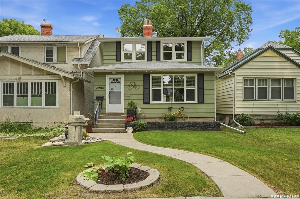 Property Photo: 3208 Victoria Avenue SK S4T 1L4