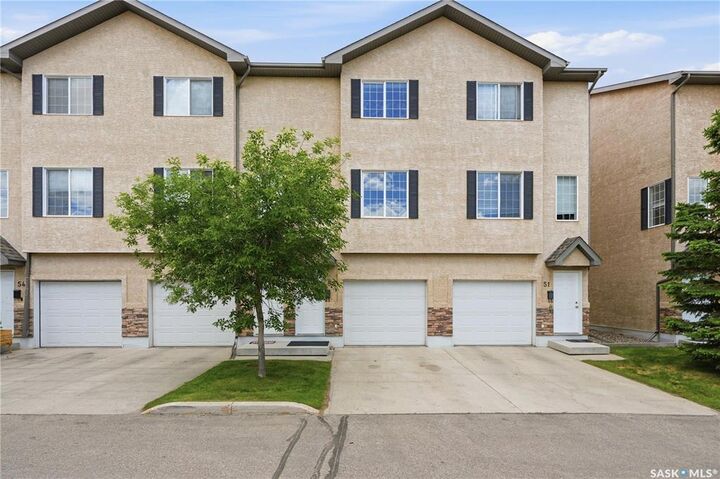 118 Pawlychenko Lane 52 — photo 1