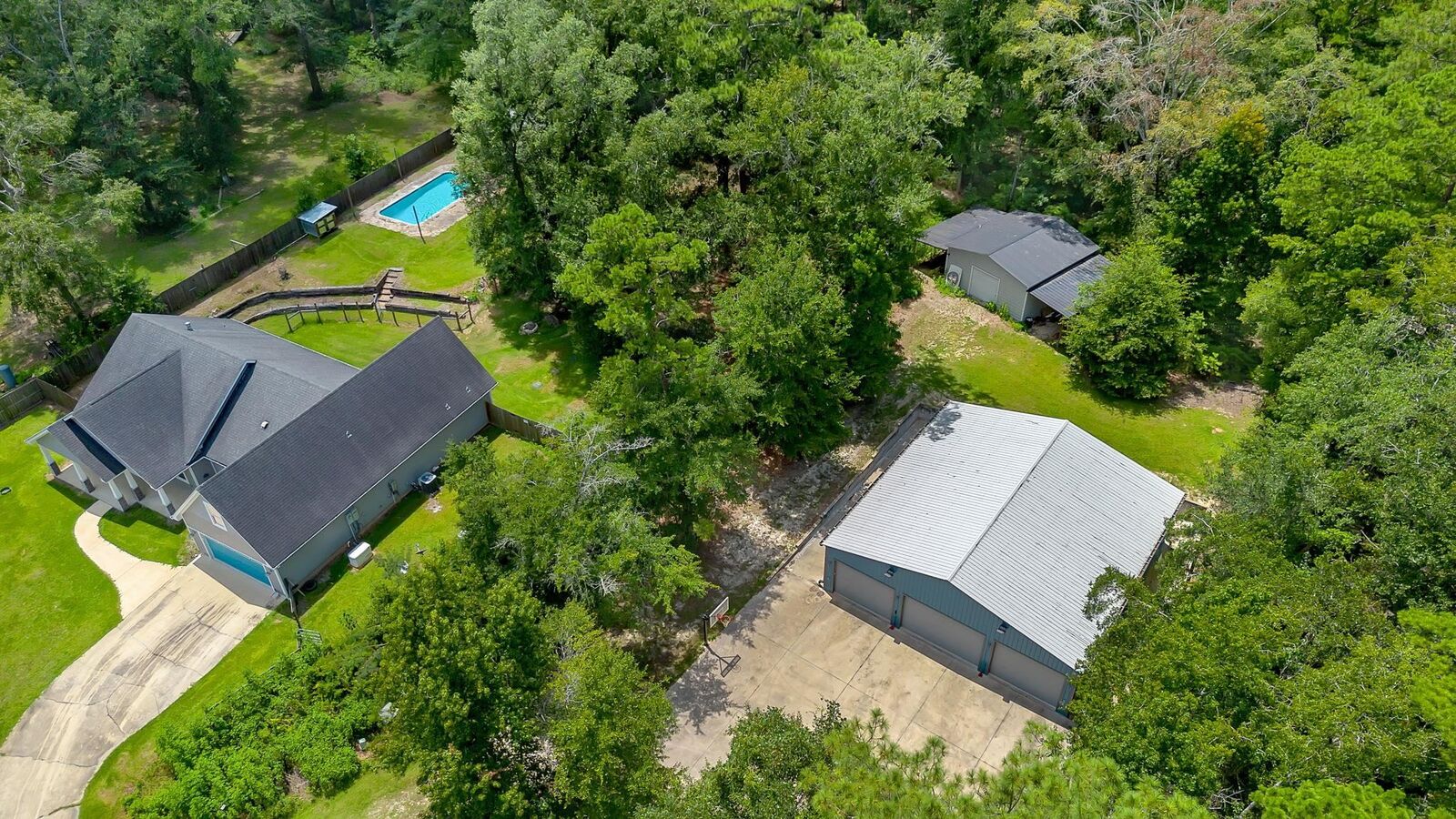 Property Photo:  2014 Longspur Lane  FL 32309 