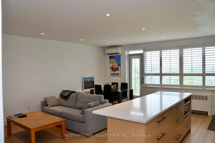 Property Photo:  219 Wilson Avenue 404  ON M5M 3B2 