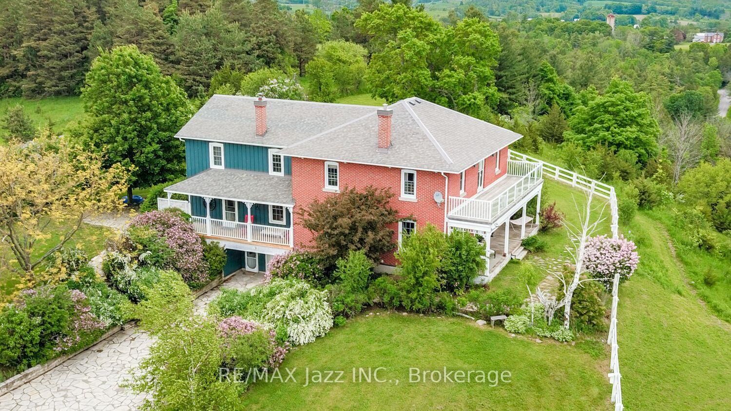 Property Photo: 6300 6th Line ON L0A 1B0