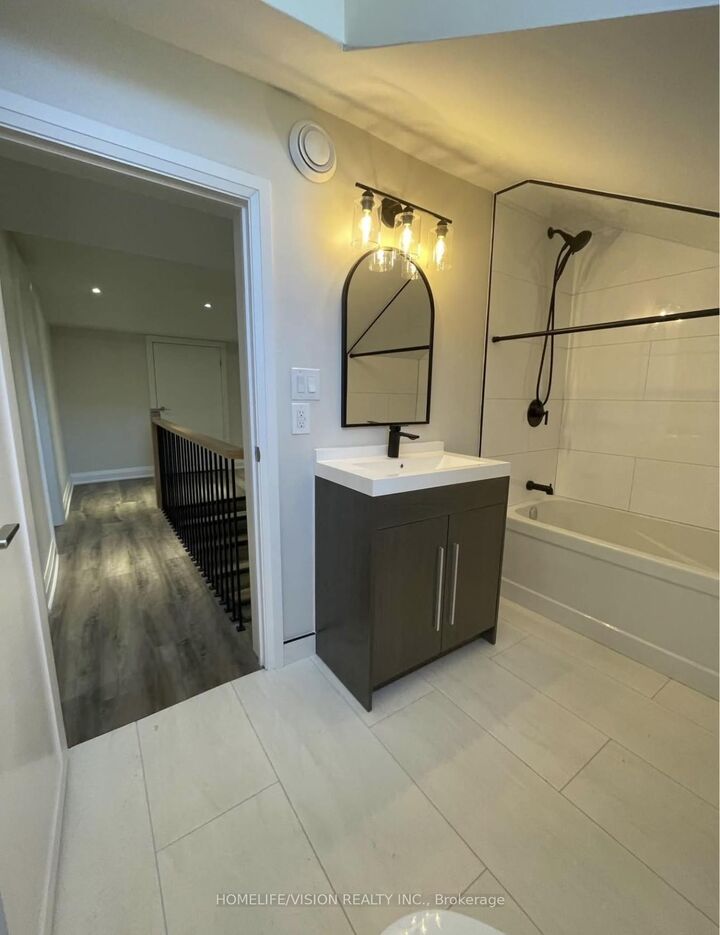 Property Photo:  6273 Yonge Street  ON L0L 1K0 