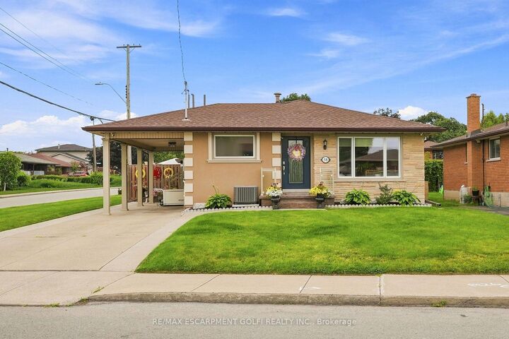 58 Moxley Drive — photo 1