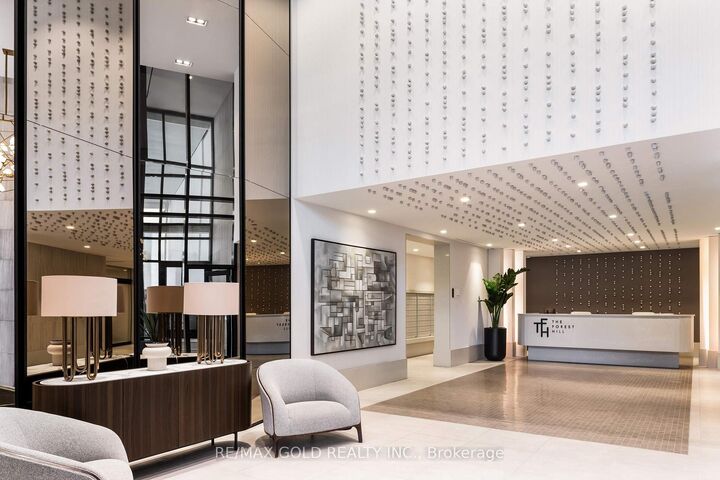 Property Photo: 2020 Bathurst Street 216 ON M5P 3L1