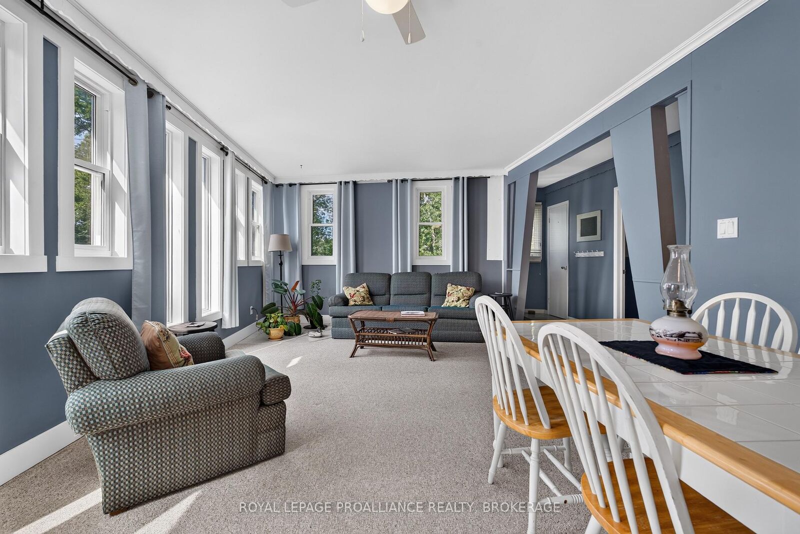 Property Photo:  790 Howe Island Drive  ON K7G 2V6 