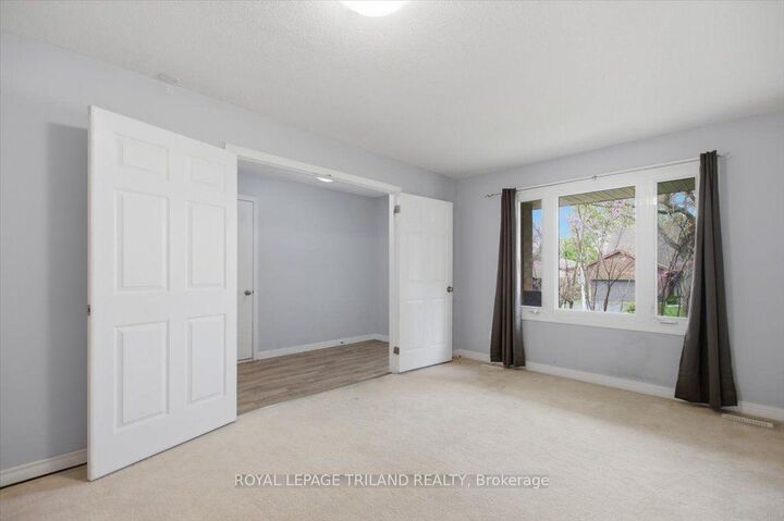Property Photo:  4 Chepstow Gate  ON N6G 3S7 