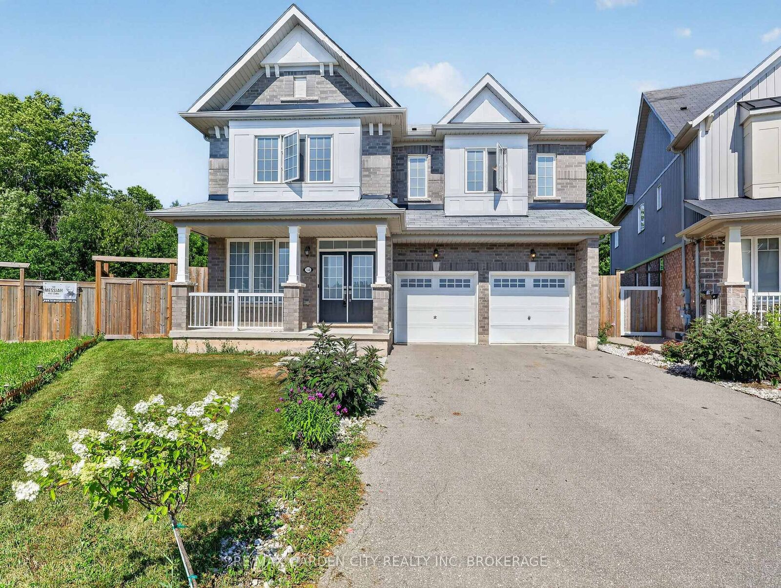 Property Photo:  7568 Tupelo Crescent  ON L2H 3S5 