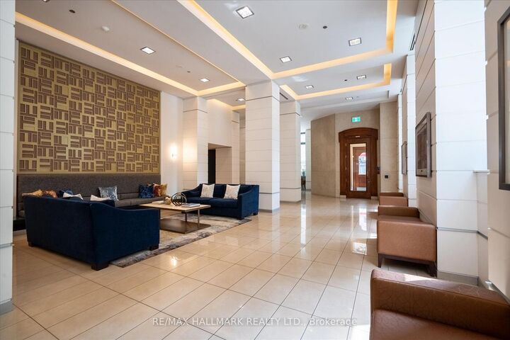 Property Photo:  230 King Street E 706  ON M5A 1K5 