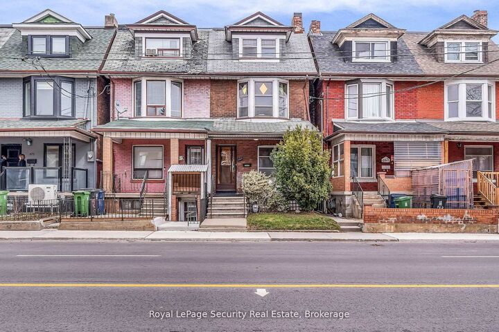 Property Photo: 667 Ossington Avenue ON M6G 3T6