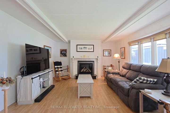 Property Photo:  43 St Andrews Place  ON N0M 1T0 