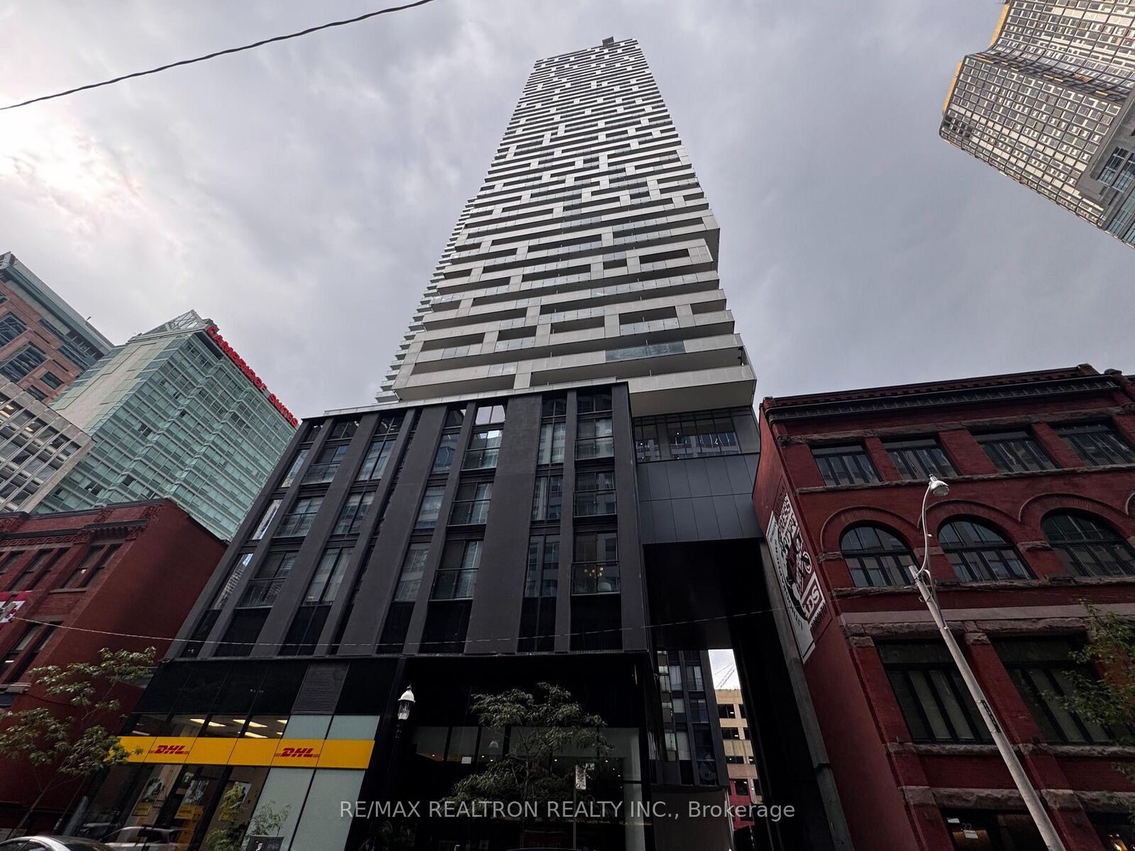 Property Photo:  20 Lombard Street 3904  ON M5C 0A7 