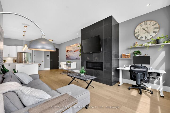 Property Photo:  1705 Fiddlehead Place 102  ON N6G 5M6 