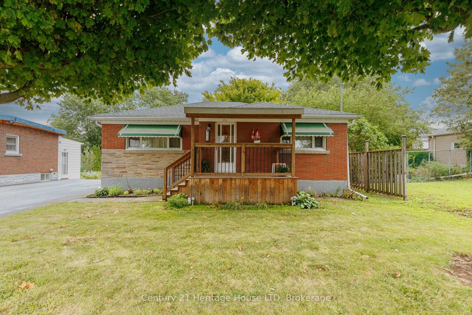 Property Photo:  170 Aberdeen Street  ON L2A 3Y6 
