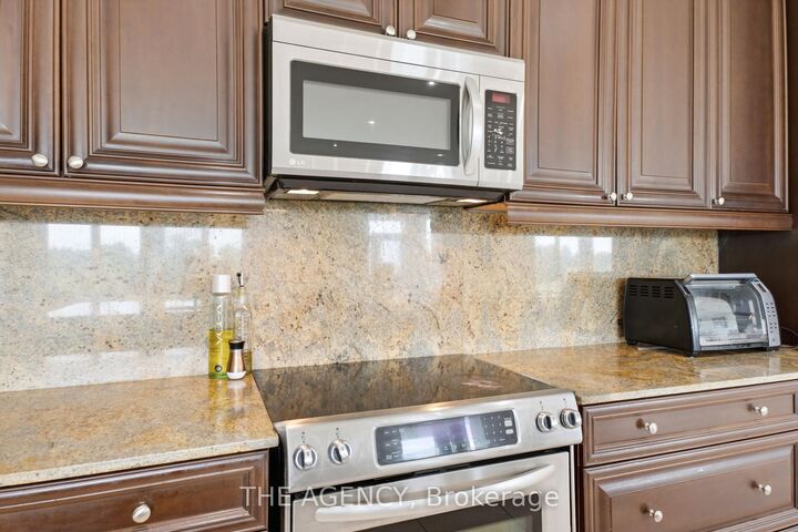 Property Photo:  14415 Jane Street  ON L7B 1A3 