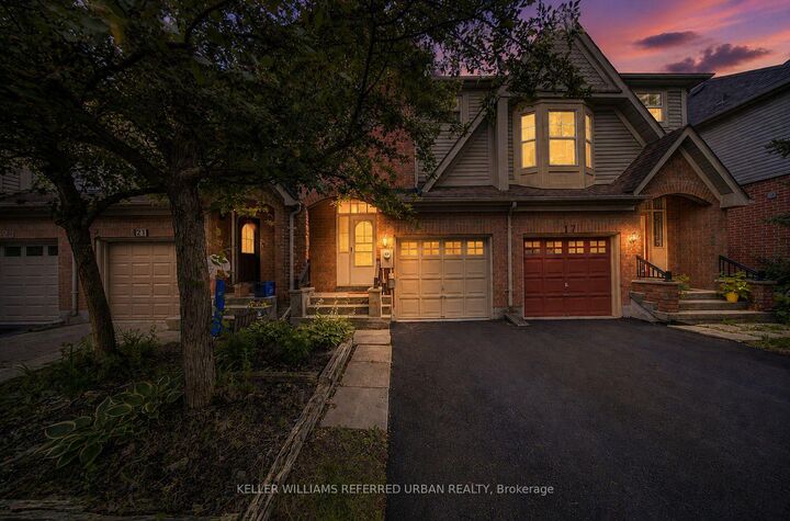 19 Evelyn Buck Lane — photo 1
