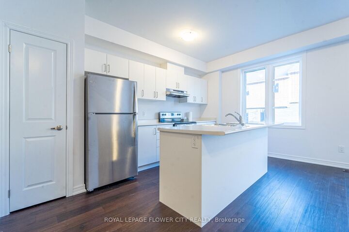 Property Photo:  413 16th Street E  ON L9A 4K4 