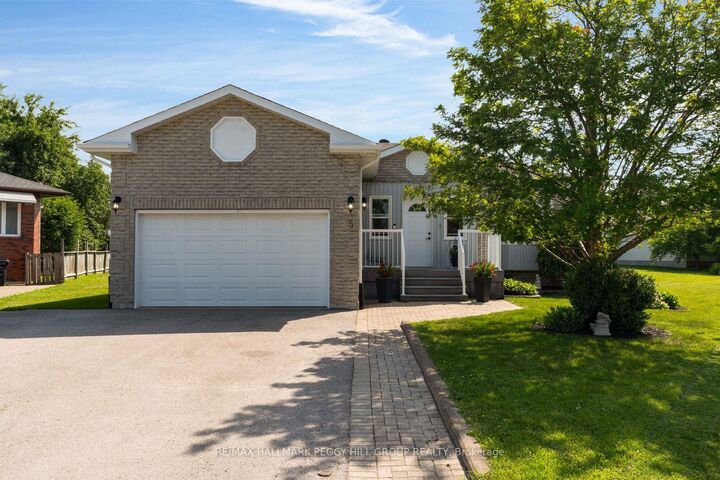 5 Allan Court — photo 1