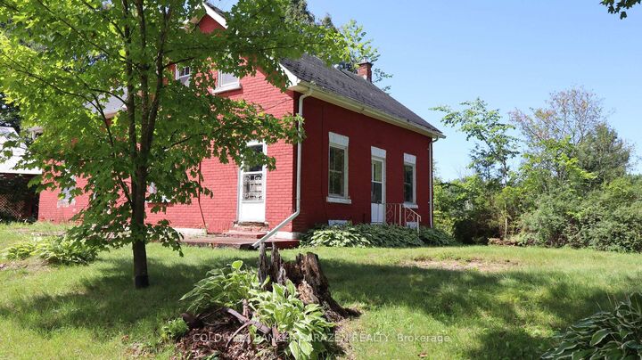 Property Photo: 183 Jim Barr Road ON K7V 3Z8