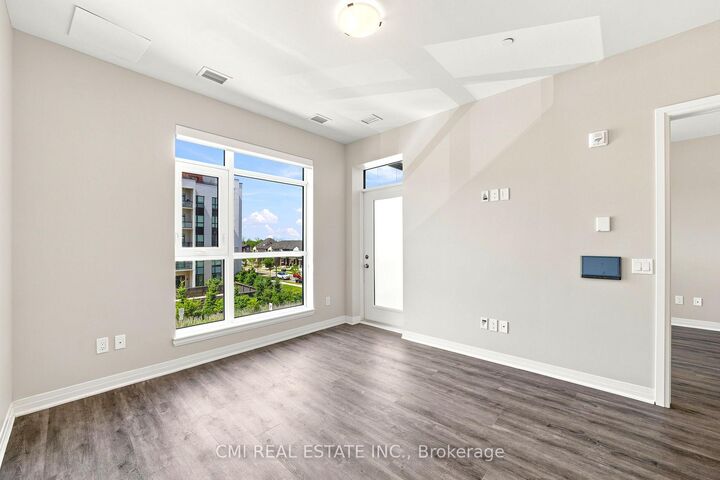 Property Photo:  470 Gordon Krantz Avenue 312  ON L9E 1Z3 