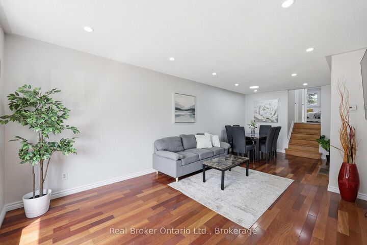 83 Commercial Street — photo 1