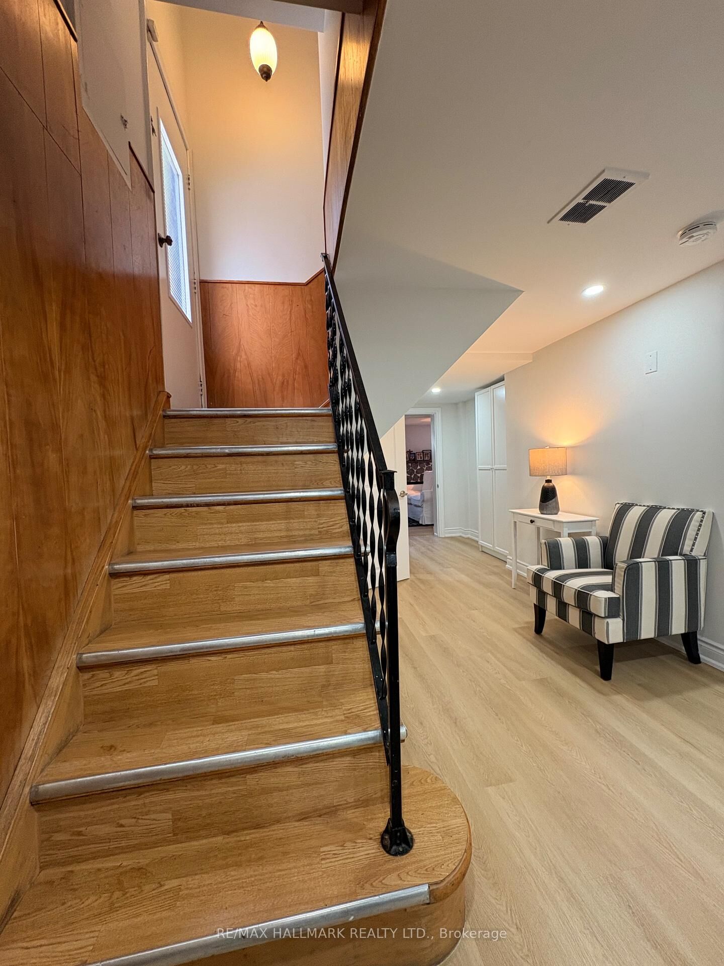 Property Photo:  67 Saskatoon Drive Lower  ON M9P 2G1 