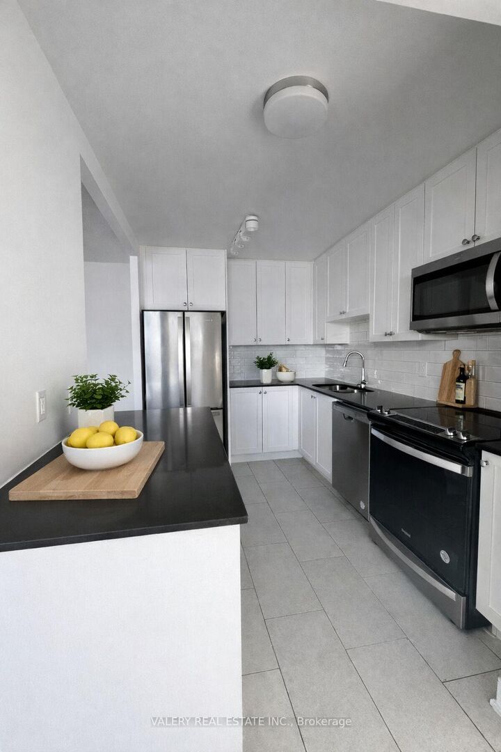 Property Photo: 750 Morningside Avenue 207 ON M1C 3A1