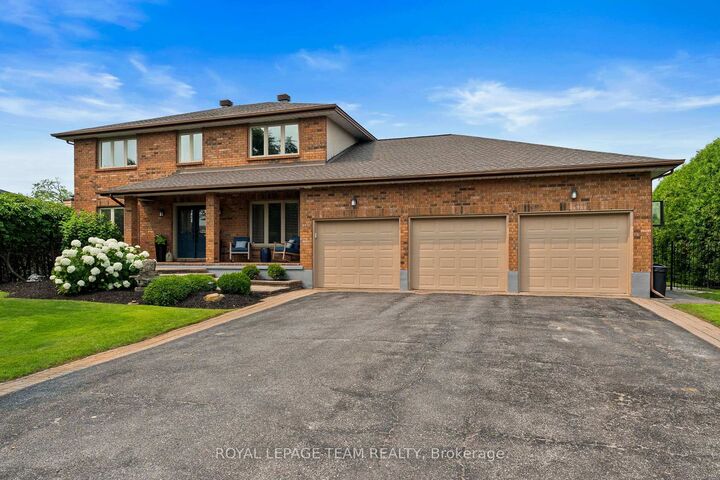 Property Photo: 1095 Bravar Drive ON K4M 1G2