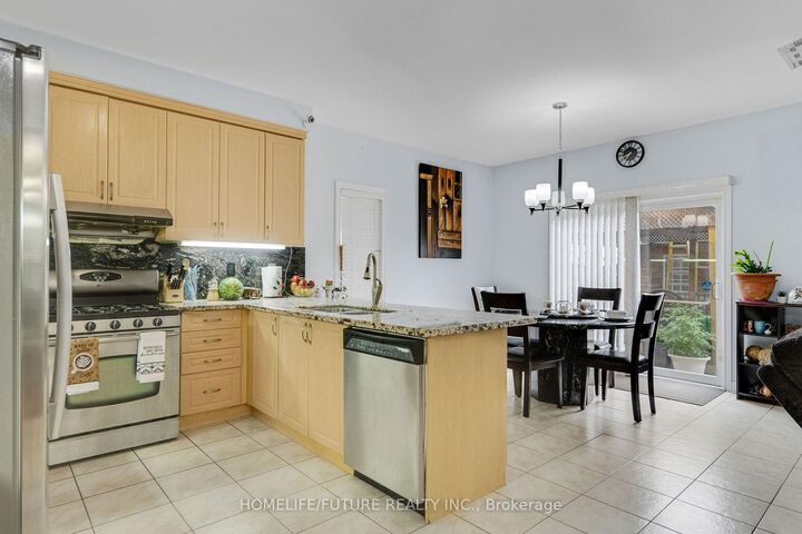 Property Photo: 5351 Rose Ridge Crescent ON L5M 7C3