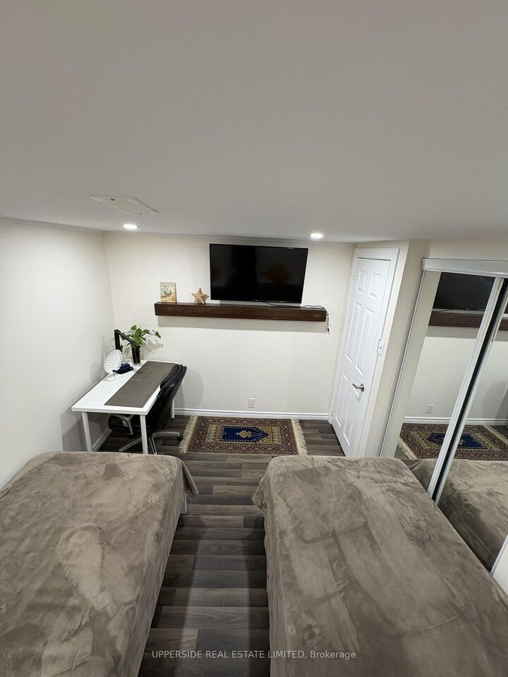 Property Photo:  42 O'Shea Crescent  ON M2J 2N5 