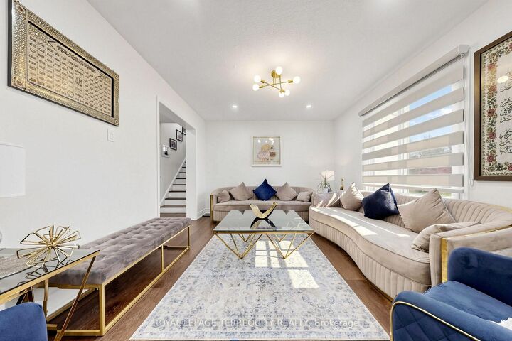 Property Photo:  6663 Harlow Road  ON L5N 4T4 