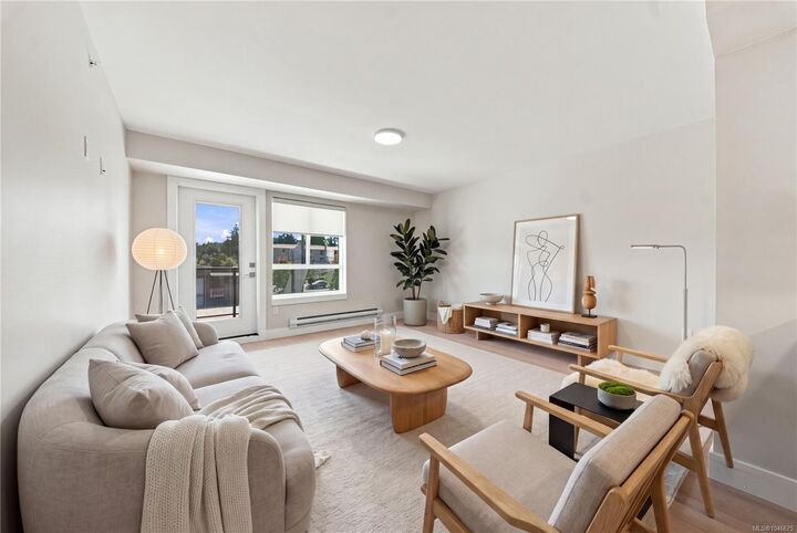 Property Photo:  171 Jensen Ave W #308  BC V9P 1K3 
