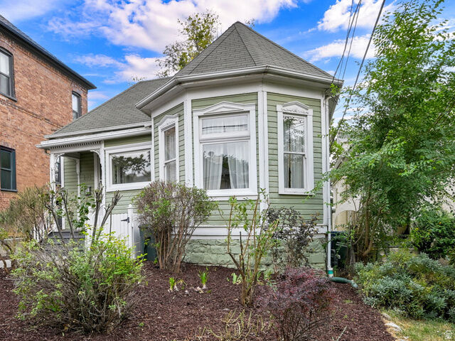 Property Photo:  131 W 400 N  UT 84103 