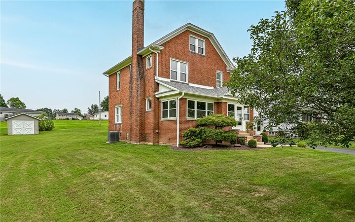 Property Photo: 26 Overlook Ln PA 16112
